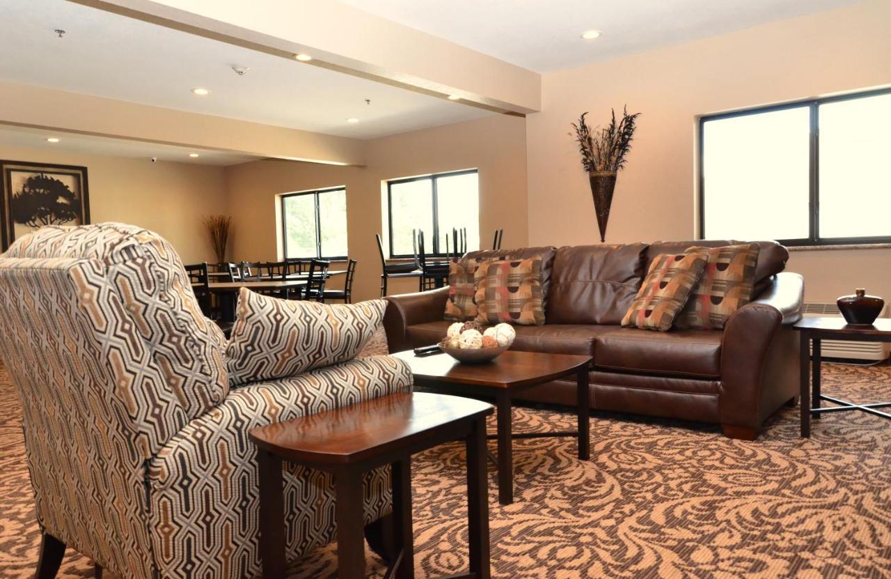 Cobblestone Inn & Suites - Clarion Exterior foto